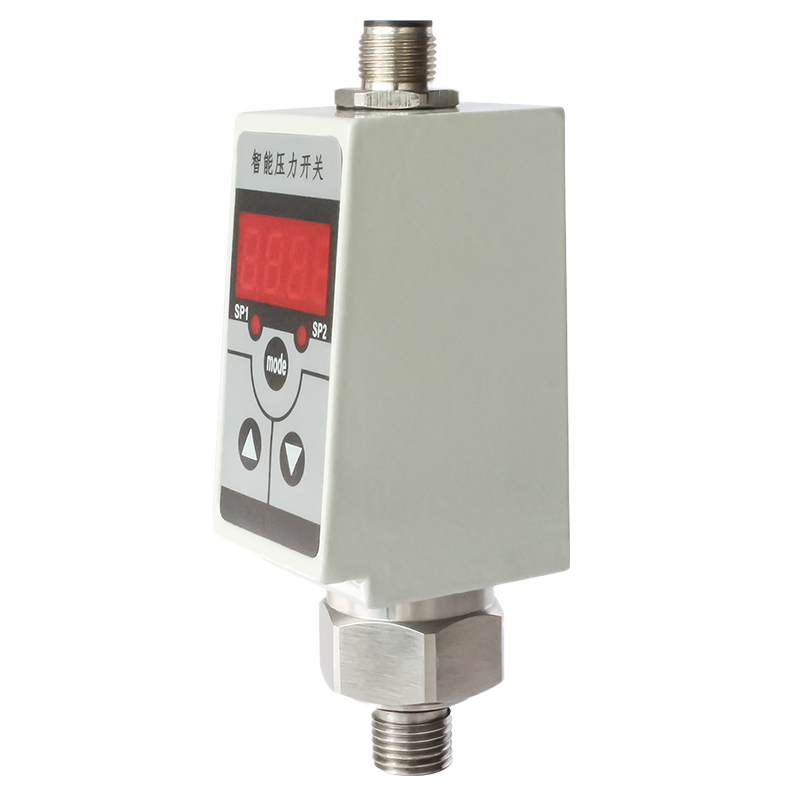 QYK102 intelligent digital pressure switch with LED display and relay output.