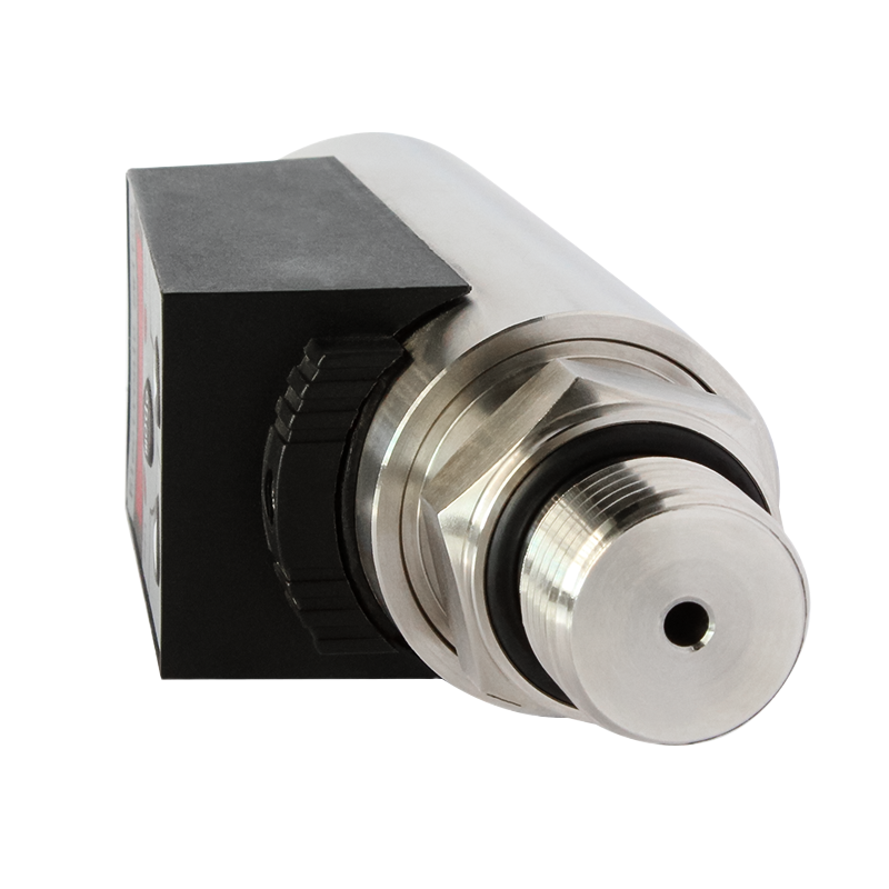 QYK103 intelligent pressure switch with LED display and dual relay outputs.