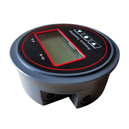 Side view of QDB138 cleanroom pressure gauge with compact design